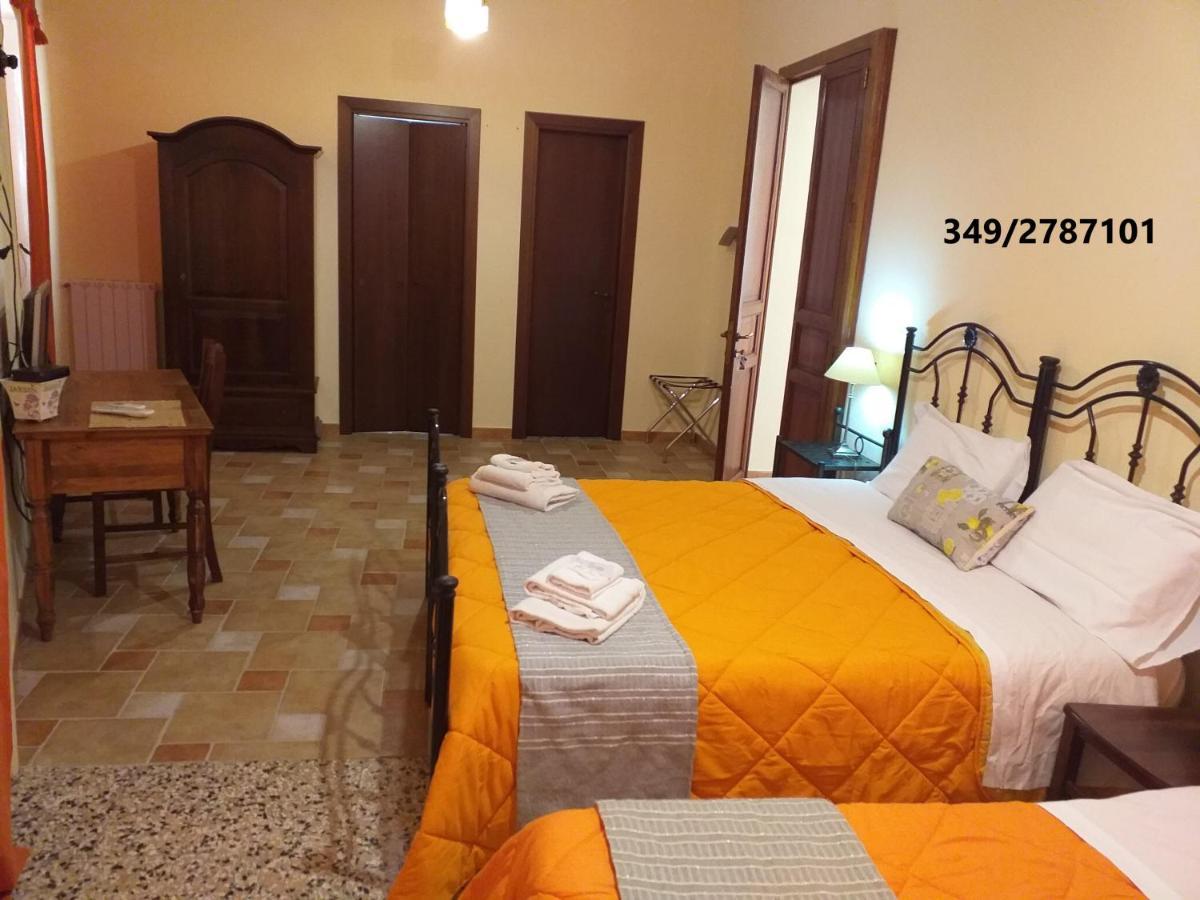 B&B Batara - "La Terrazza Del Centro" Agrigento Bagian luar foto