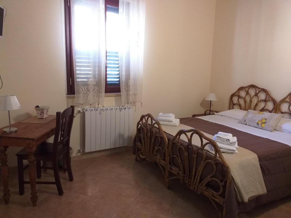 B&B Batara - "La Terrazza Del Centro" Agrigento Bagian luar foto