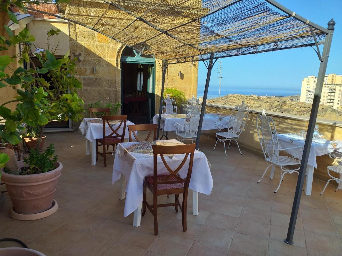 B&B Batara - "La Terrazza Del Centro" Agrigento Bagian luar foto