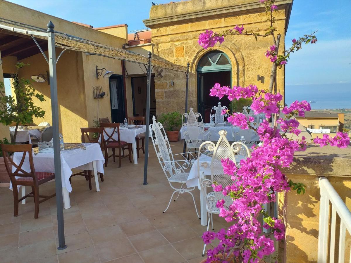 B&B Batara - "La Terrazza Del Centro" Agrigento Bagian luar foto