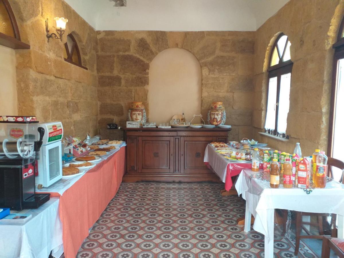 B&B Batara - "La Terrazza Del Centro" Agrigento Bagian luar foto