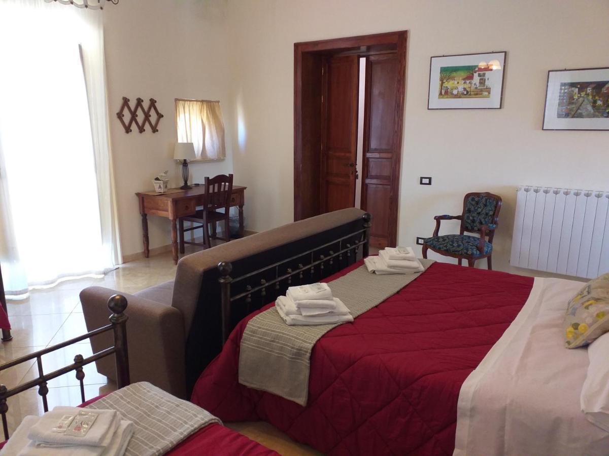 B&B Batara - "La Terrazza Del Centro" Agrigento Bagian luar foto