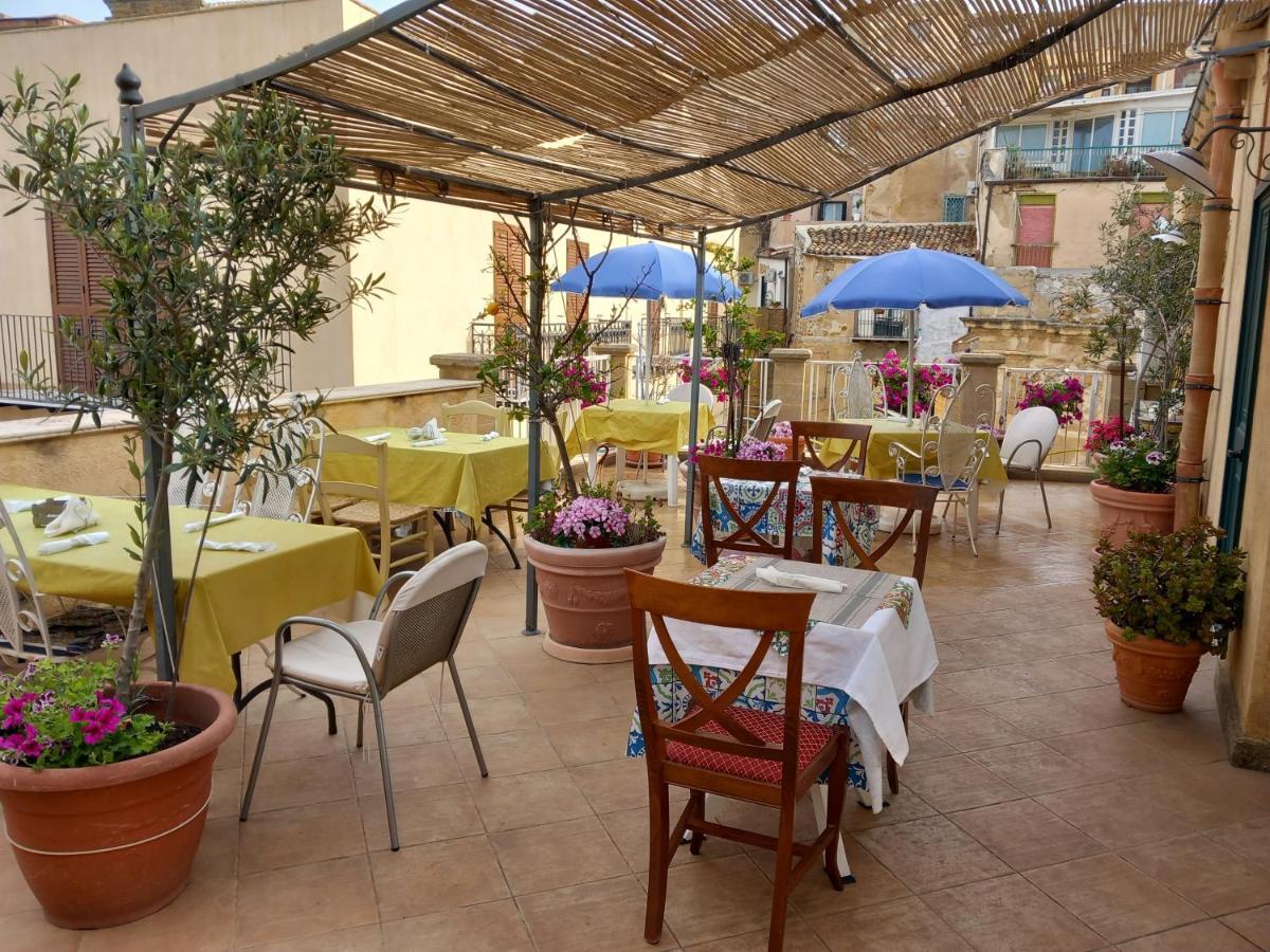 B&B Batara - "La Terrazza Del Centro" Agrigento Bagian luar foto