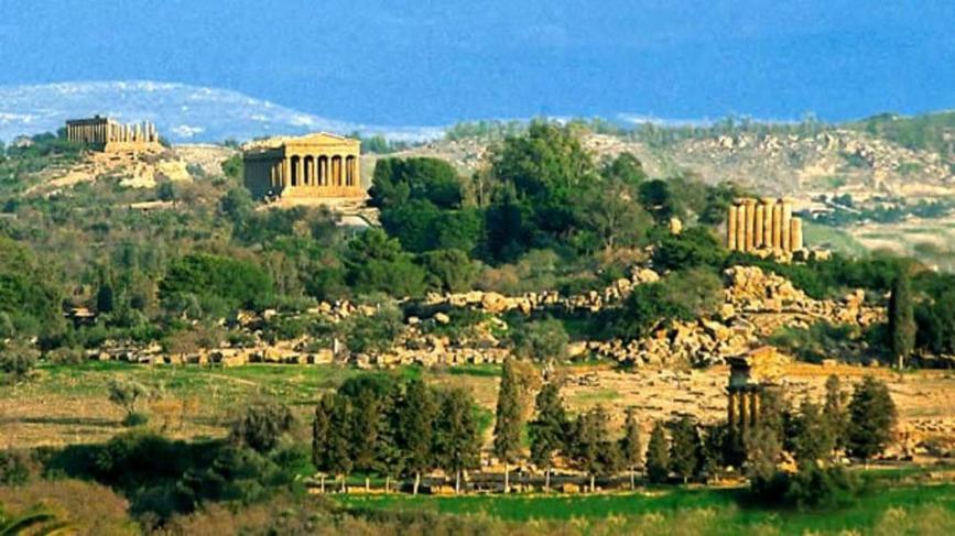 B&B Batara - "La Terrazza Del Centro" Agrigento Bagian luar foto